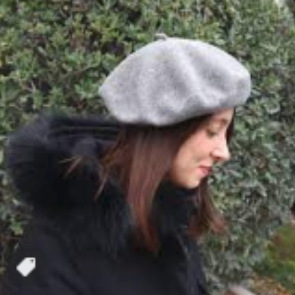 ✨NWT Grey Heather Beret Wool French Parisian Hat - Picture 1 of 3